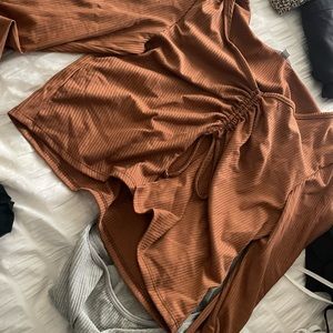 burnt orange long sleeve ruched- NEW